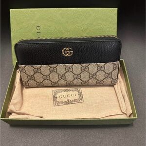 Bi-color GG Marmont zip around wallet